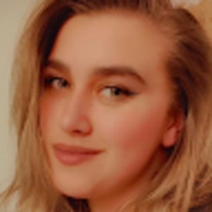 Meet your Posher, Justina